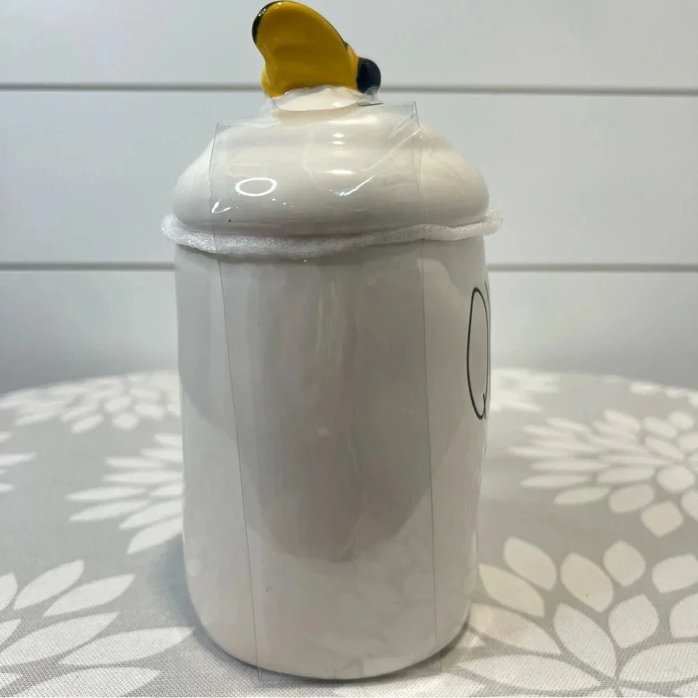 Rae Dunn White Queen Bee Ceramic‎ Mug Cup with Bee Lid. 16 oz. NWT.